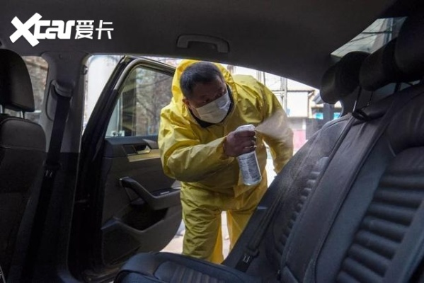 【一感染者曾藏在车内躲避检查/感染者坐过的车】 【一感染者曾藏在车内躲避检查/感染者坐过的车】