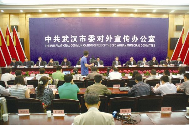 中央指导组约谈武汉有关负责人/中央指导组赴湖北鄂州考察强调,要紧紧抓住 中央指导组约谈武汉有关负责人/中央指导组赴湖北鄂州考察强调,要紧紧抓住
