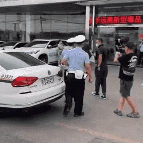 北京2人辱骂流调人员被刑事立案/北京流调现状
