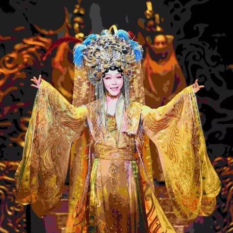 【感动中国歌曲/感动中国歌曲表达什么意思】