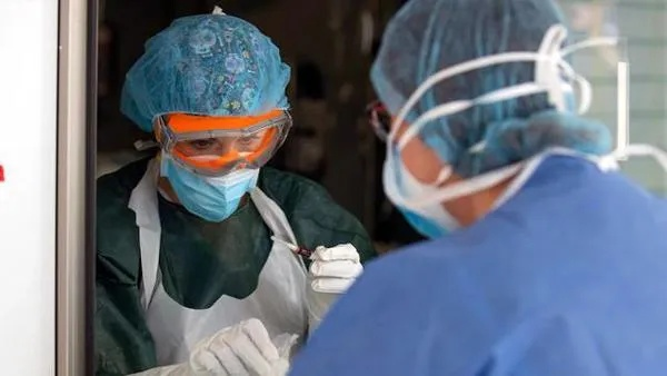 医护人员感染病例超22000例(3000名医护人员感染) 医护人员感染病例超22000例(3000名医护人员感染)
