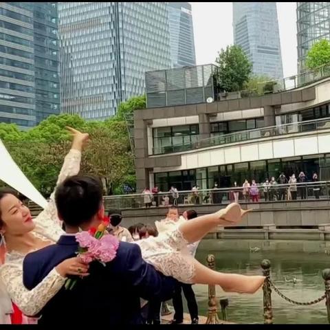 【上海封控一天损失多少,上海疫情封闭管理】 【上海封控一天损失多少,上海疫情封闭管理】